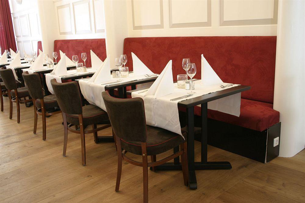 Brasserie Hotel De Nymph 布里勒 外观 照片